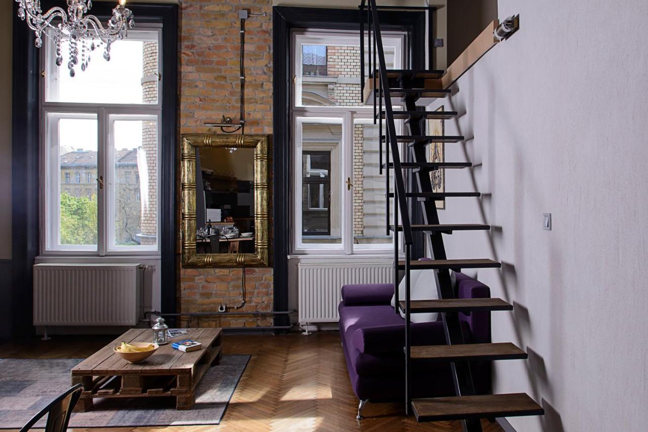 W-Tree Loft Style Apartment Boedapest Buitenkant foto