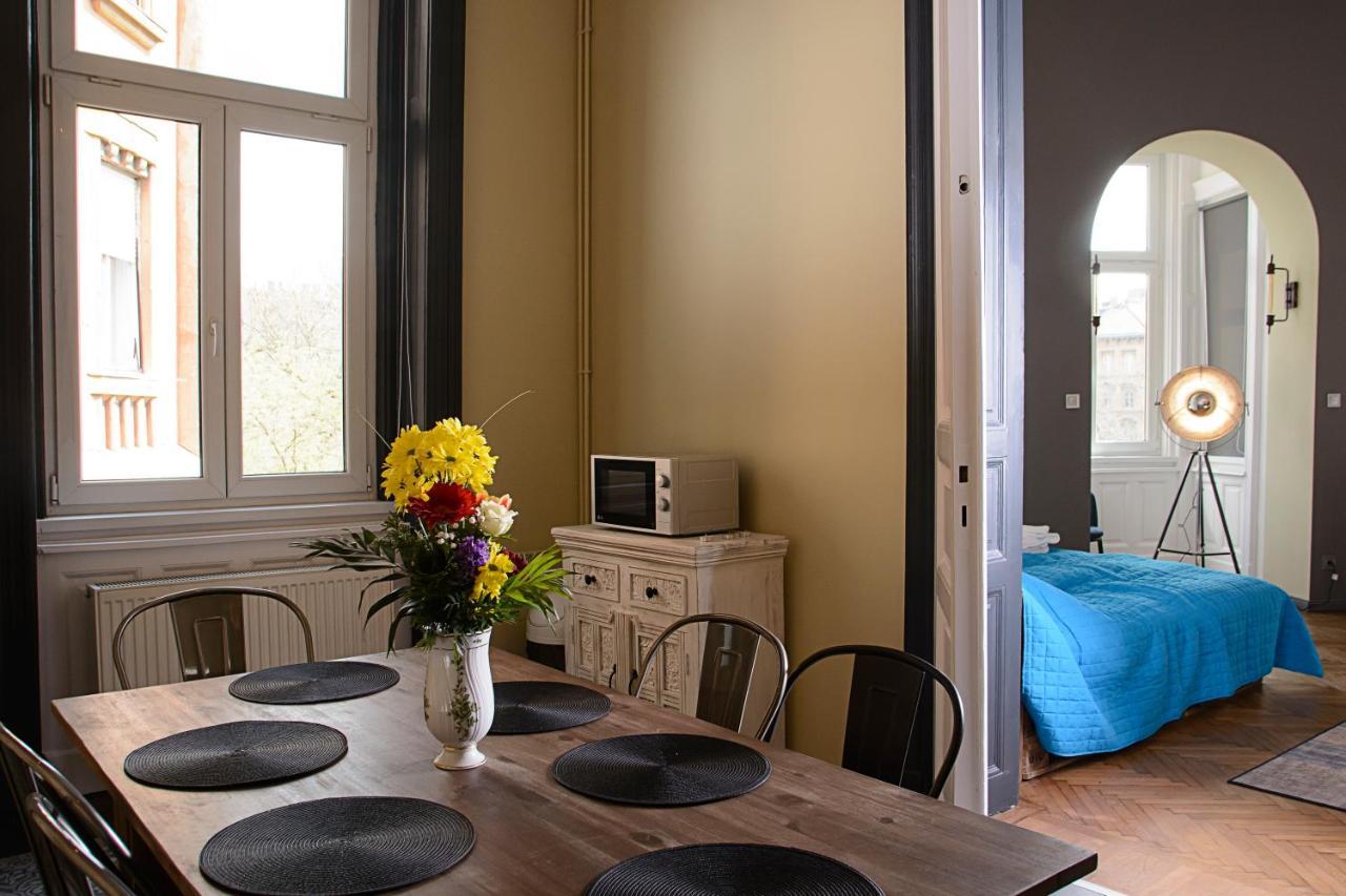 W-Tree Loft Style Apartment Boedapest Buitenkant foto